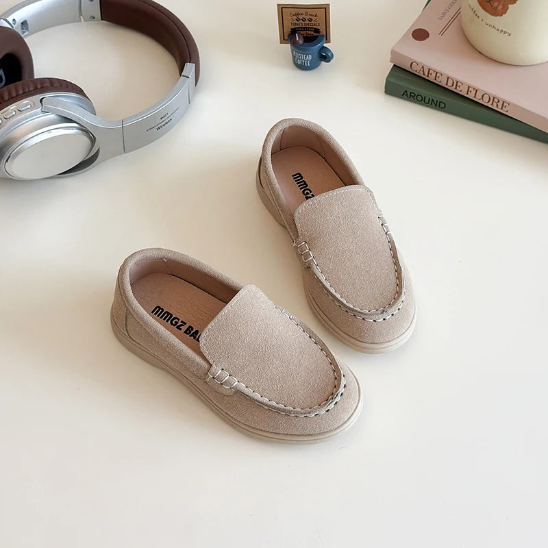 mocassim infantil masculino, sapato infantil social menino, mocassim bebê elegante, calçado infantil casual chic, mocassim infantil conforto