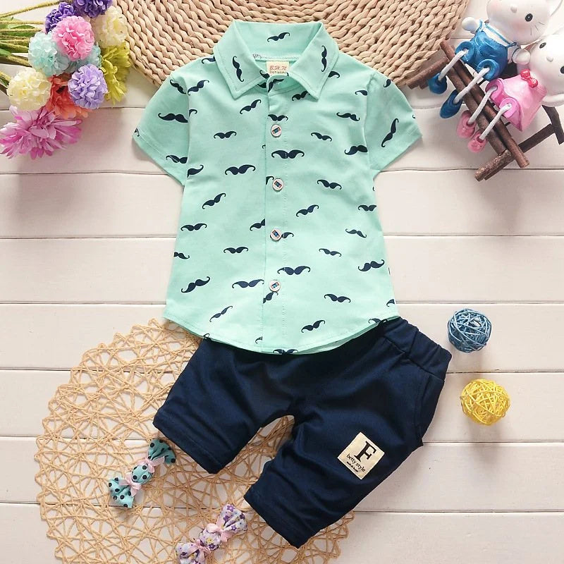 Conjunto infantil masculino estampado bigode, conjunto infantil camisa/short, conjunto infantil de verão, conjunto infantil casual, conjunto infantil menino
