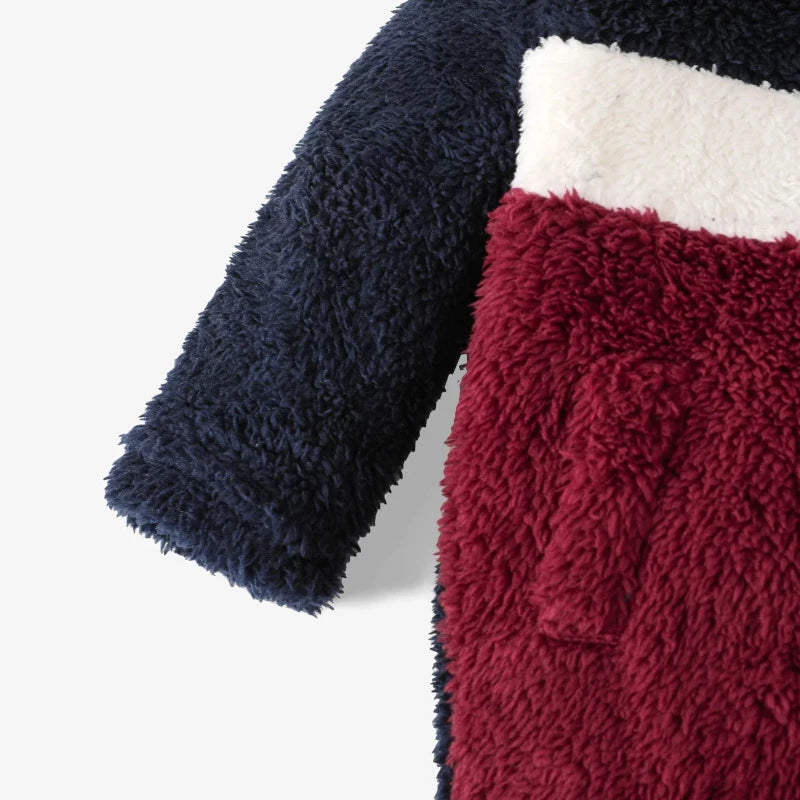 macacão bebe masculino, macacão bebe menino, macacão recém nascido, macacao de bebe, macacão bebê, macacão de inverno, macacão de pelúcia, macacão quente, macacão vermelho azul e branco