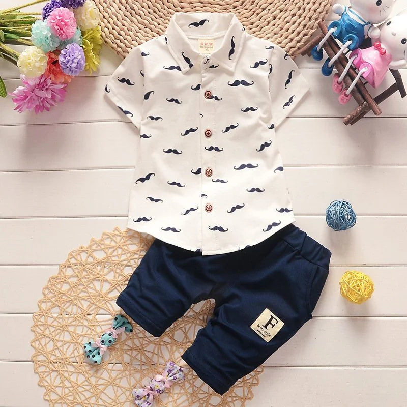 Conjunto infantil masculino estampado bigode, conjunto infantil camisa/short, conjunto infantil de verão, conjunto infantil casual, conjunto infantil menino
