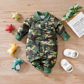 macacão bebê camuflado, macacão militar infantil, roupa camuflada bebê menino, macacão bebê estiloso, macacão bebê confortável
