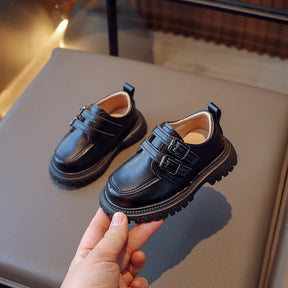 Sapato Infantil Masculino, Sapato infantil de fivela, Sapato social infantil masculino, sapato masculino infantil, sapato infantil de couro, sapato infantil formal, sapato infantil luxuoso