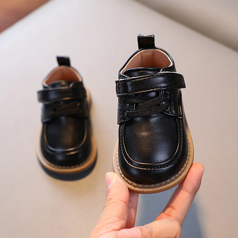 sapato oxford bebê masculino, sapato social bebê menino, sapato batizado bebê masculino, sapato elegante bebê menino, sapato infantil masculino festa







