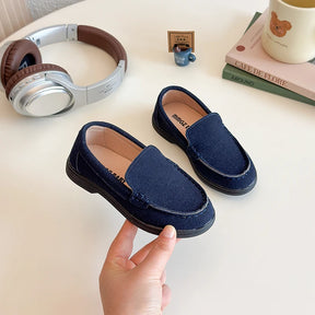 mocassim infantil masculino, sapato infantil social menino, mocassim bebê elegante, calçado infantil casual chic, mocassim infantil conforto