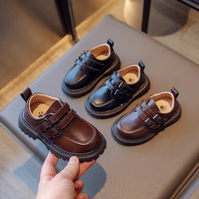 Sapato Infantil Masculino, Sapato infantil de fivela, Sapato social infantil masculino, sapato masculino infantil, sapato infantil de couro, sapato infantil formal, sapato infantil luxuoso