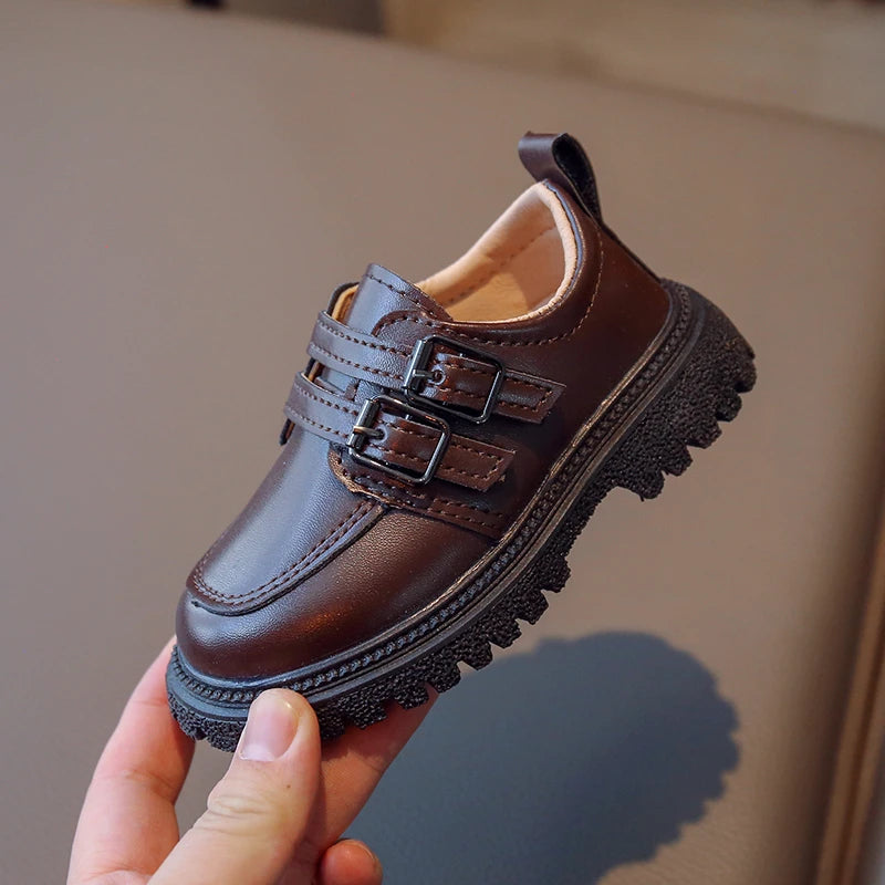 Sapato Infantil Masculino, Sapato infantil de fivela, Sapato social infantil masculino, sapato masculino infantil, sapato infantil de couro, sapato infantil formal, sapato infantil luxuoso